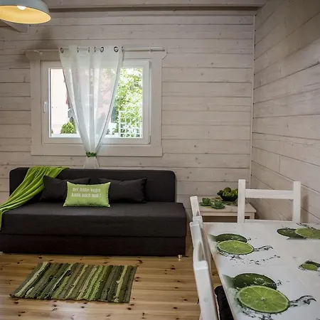 Biale بيت خشبي *